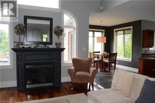 862 Creekside Drive, Waterloo, ON - Indoor Photo Showing Living Room With Fireplace