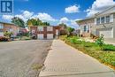 86 Old Huron Court, Kitchener, ON  - Outdoor With Facade 