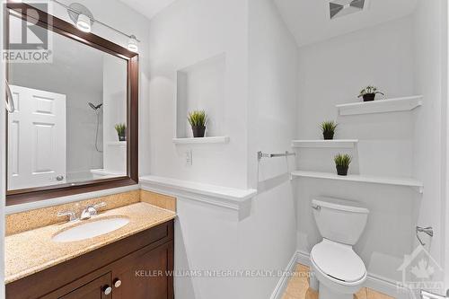 52 Pritchard Drive, Ottawa, ON - Indoor Photo Showing Bathroom