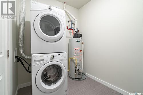 122 2315 Mcclocklin Road, Saskatoon, SK - Indoor Photo Showing Laundry Room