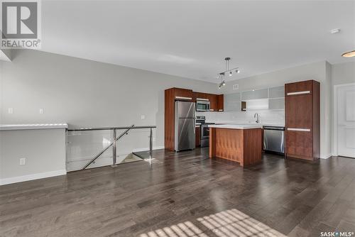 122 2315 Mcclocklin Road, Saskatoon, SK - Indoor Photo Showing Kitchen