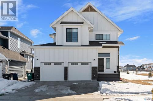 904 Feheregyhazi Boulevard, Saskatoon, SK - Outdoor With Facade