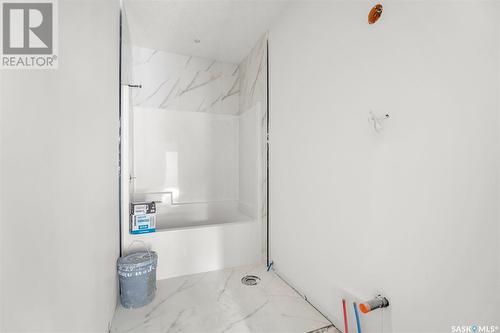 613 Pebble Beach Boulevard, Warman, SK - Indoor Photo Showing Bathroom