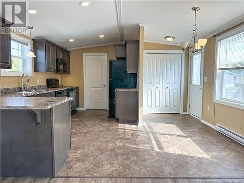 14 Ivory Court, Woodstock, NB - Indoor Photo Showing Kitchen With Double Sink