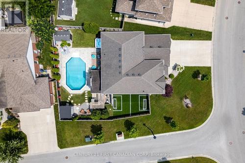 886 Foxcreek Road, London, ON - Outdoor With In Ground Pool With View