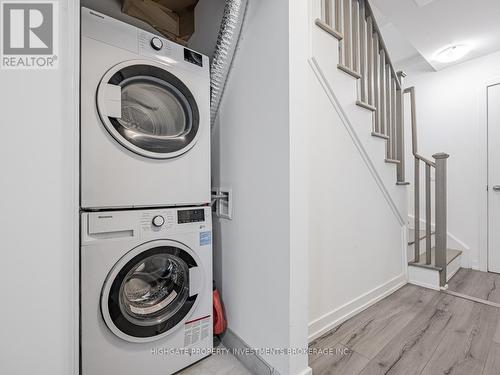 13 - 266 Finch Avenue E, Toronto, ON - Indoor Photo Showing Laundry Room