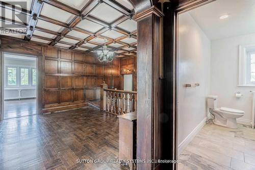 13284 Bathurst Street, King, ON - Indoor Photo Showing Bathroom