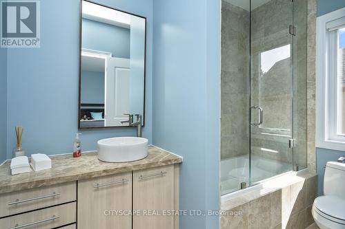 28 Sweet Valerie Court, Vaughan, ON - Indoor Photo Showing Bathroom