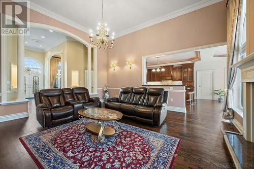 22 Garden Avenue, Richmond Hill, ON - Indoor Photo Showing Living Room With Fireplace