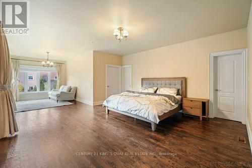 22 Garden Avenue, Richmond Hill, ON - Indoor Photo Showing Bedroom