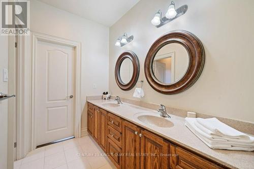 22 Garden Avenue, Richmond Hill, ON - Indoor Photo Showing Bathroom