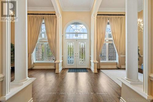 22 Garden Avenue, Richmond Hill, ON - Indoor Photo Showing Other Room