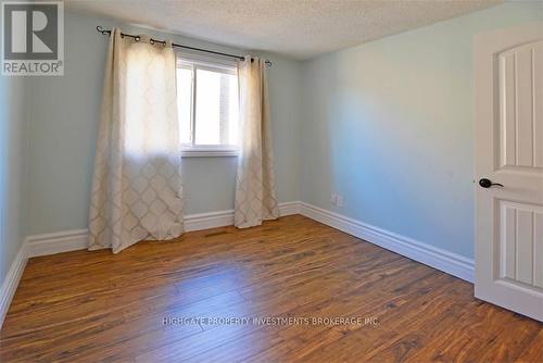 221 Sheffield Street, Newmarket, ON - Indoor Photo Showing Other Room