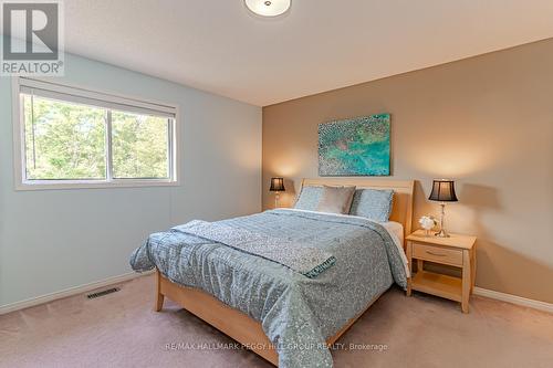 48 Loon Avenue, Barrie, ON - Indoor Photo Showing Bedroom