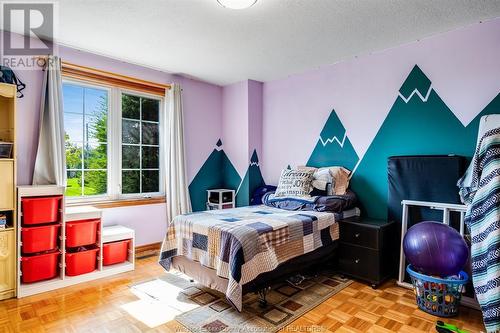 302 Applewood, Kingsville, ON - Indoor Photo Showing Bedroom