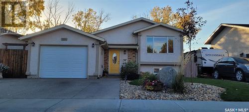 1202 Butterfield Crescent N, Regina, SK - Outdoor With Facade