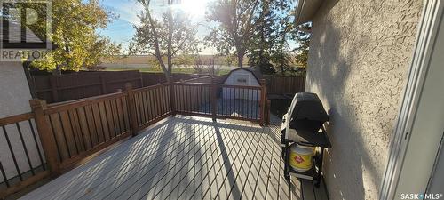 1202 Butterfield Crescent N, Regina, SK - Outdoor