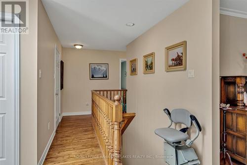 3 Squires Row, Kawartha Lakes (Bobcaygeon), ON - Indoor Photo Showing Other Room