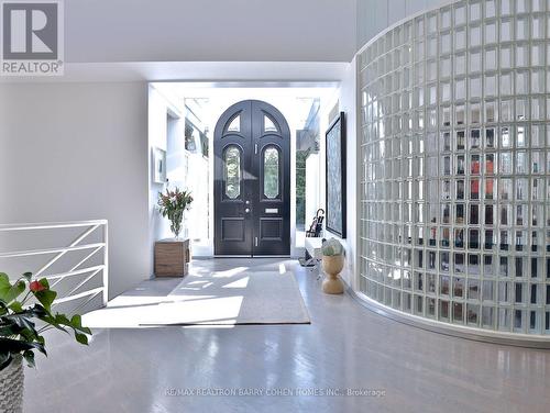 18 Timberglade Court, Toronto, ON - Indoor Photo Showing Other Room