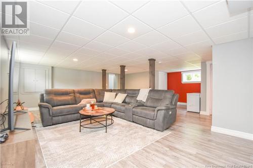 193 Des Saules Street, Shippagan, NB - Indoor Photo Showing Living Room