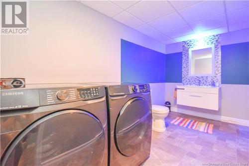 193 Des Saules Street, Shippagan, NB - Indoor Photo Showing Laundry Room