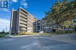 518 - 2121 ROCHE COURT  Mississauga, ON L5K 2C7