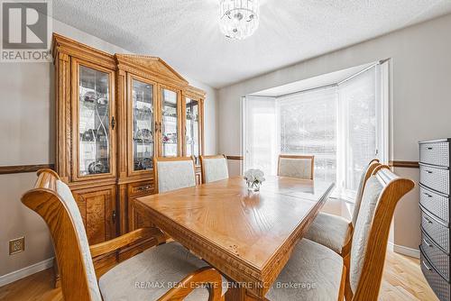 27 Westchester Drive, Kitchener, ON - Indoor Photo Showing Dining Room