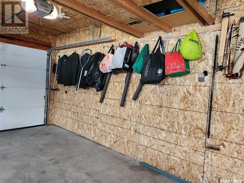 955 Montague Street, Regina, SK - Indoor Photo Showing Garage