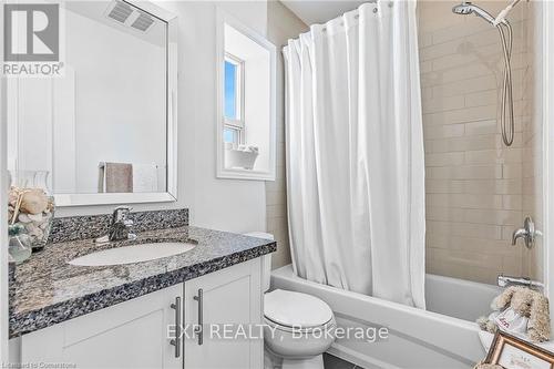 303 - 350 Concession Street, Hamilton, ON - Indoor Photo Showing Bathroom