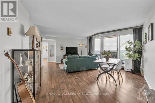 1402 - 1380 Prince Of Wales Drive, Ottawa, ON - Indoor Photo Showing Living Room