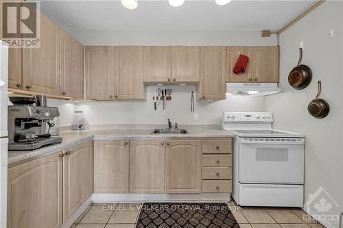 1402 - 1380 Prince Of Wales Drive, Ottawa, ON - Indoor Photo Showing Kitchen