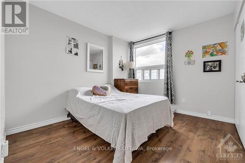 1402 - 1380 Prince Of Wales Drive, Ottawa, ON - Indoor Photo Showing Bedroom