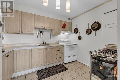 1380 Prince Of Wales Drive Unit#1402, Ottawa, ON - Indoor Photo Showing Kitchen