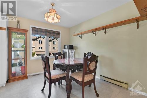 6571 Bilberry Drive, Ottawa, ON - Indoor Photo Showing Dining Room