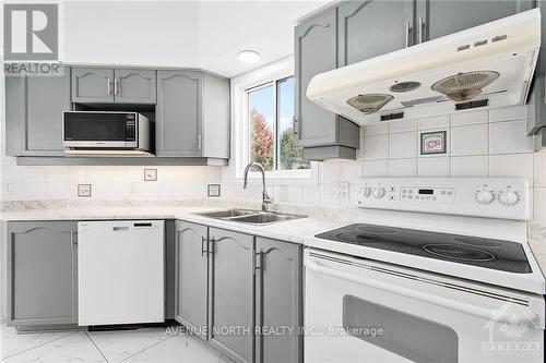 37 Stonemeadow Drive, Ottawa, ON - Indoor Photo Showing Kitchen With Double Sink