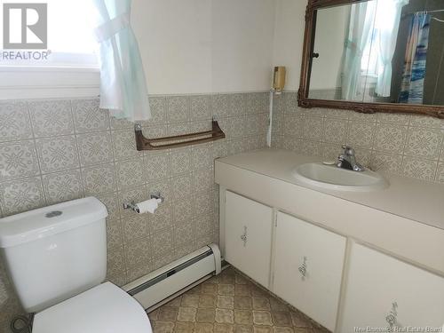 1043 Principale Street, Saint-Basile, NB - Indoor Photo Showing Bathroom