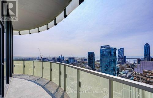 4605 - 197 Yonge Street, Toronto, ON - Outdoor With Balcony With View With Exterior