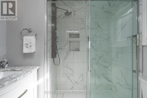 1916 Edenwood Drive, Oshawa, ON - Indoor Photo Showing Bathroom