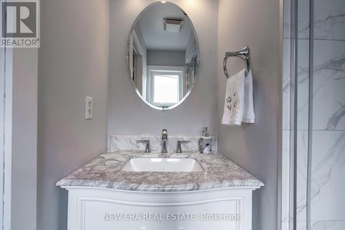 1916 Edenwood Drive, Oshawa, ON - Indoor Photo Showing Bathroom