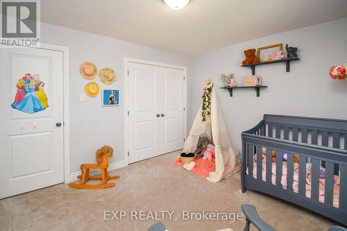 452 Greenwood Drive, Essa, ON - Indoor Photo Showing Bedroom