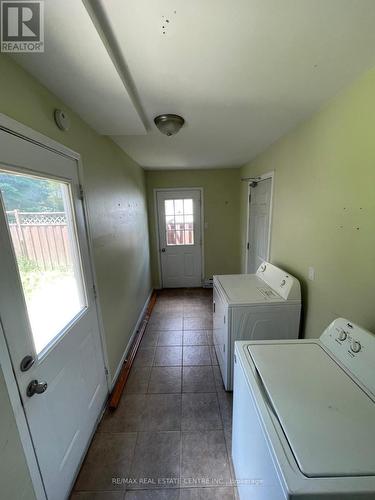 6 Frost Trail, Barrie, ON - Indoor Photo Showing Laundry Room