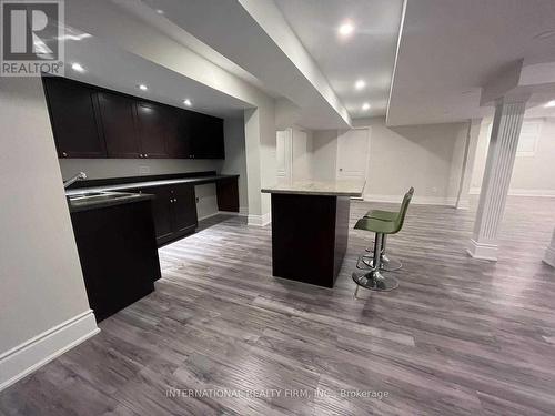 4205 Sarazen Drive, Burlington, ON - Indoor Photo Showing Kitchen