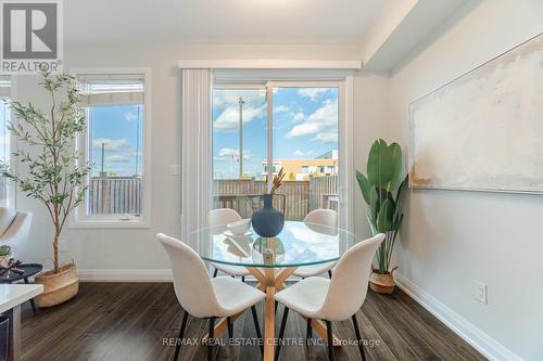 735 Banks Crescent, Milton, ON - Indoor Photo Showing Dining Room