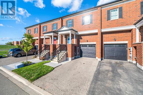 735 Banks Crescent, Milton, ON - Outdoor With Facade