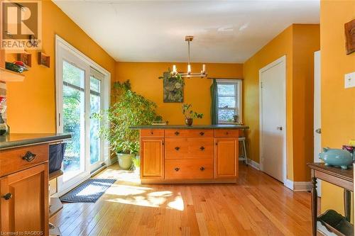 29 Mcclary Avenue, London, ON - Indoor Photo Showing Other Room