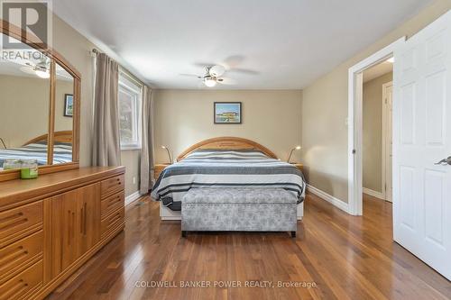 38 Barrett Crescent, London, ON - Indoor Photo Showing Bedroom