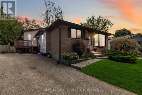 38 Barrett Crescent, London, ON - Outdoor