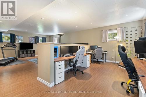 38 Barrett Crescent, London, ON - Indoor Photo Showing Office