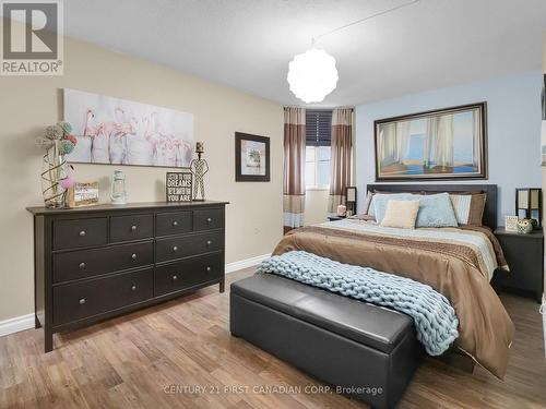 2303 - 323 Colborne Street, London, ON - Indoor Photo Showing Bedroom