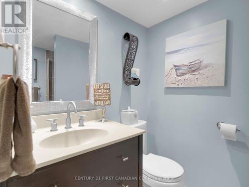 2303 - 323 Colborne Street, London, ON - Indoor Photo Showing Bathroom